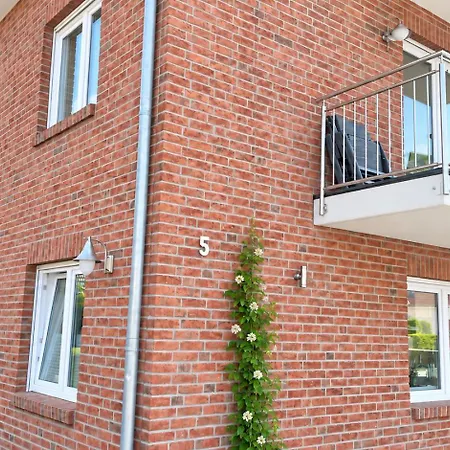 Cuxhavener Straße 5/3 Apartment